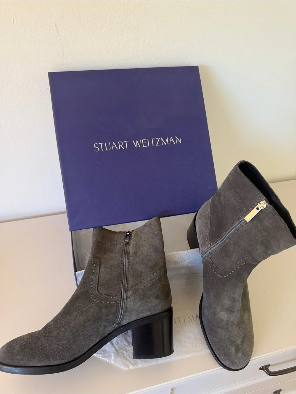 Stuart Weitzman Navy Textured Shoe Box with Yukon Label